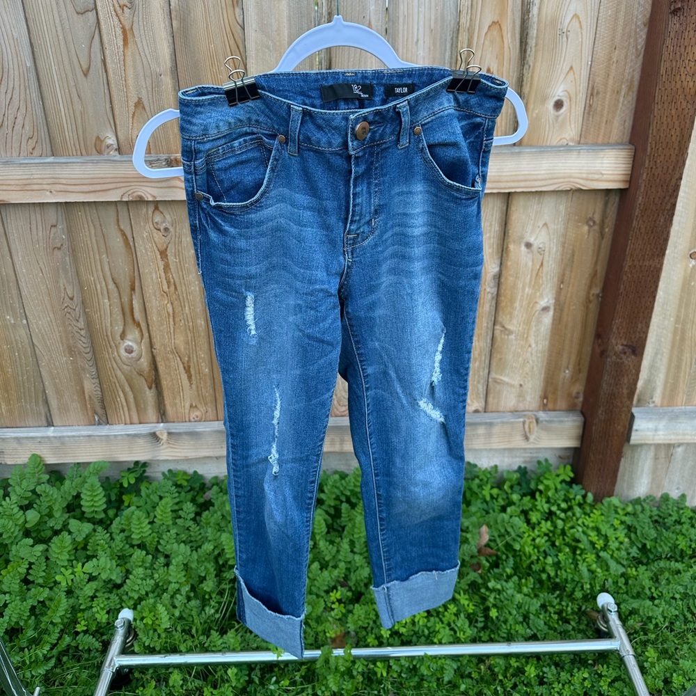 1822 Denim Relaxed Fit Distressed Blue Jeans